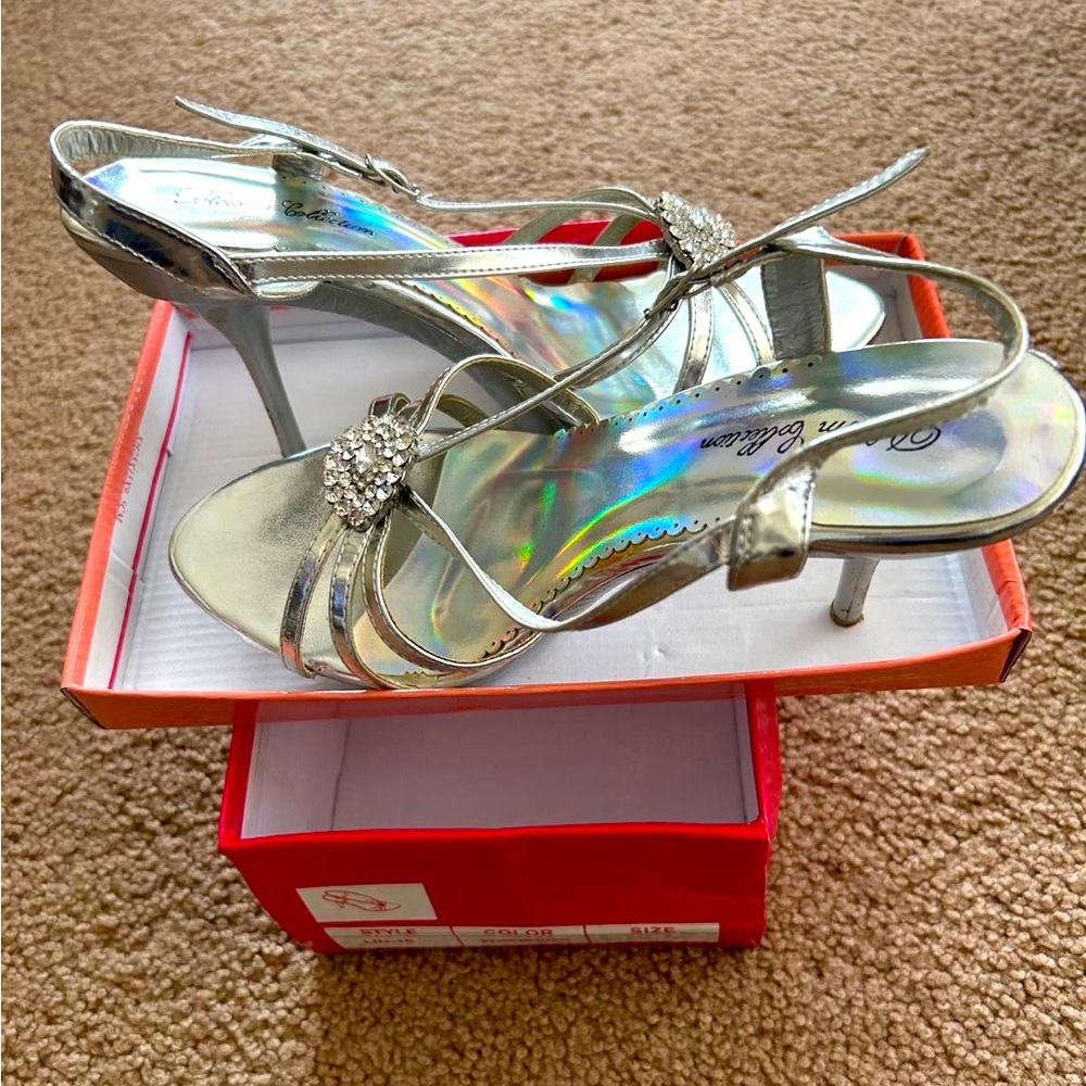 Perfect silver prom shoes